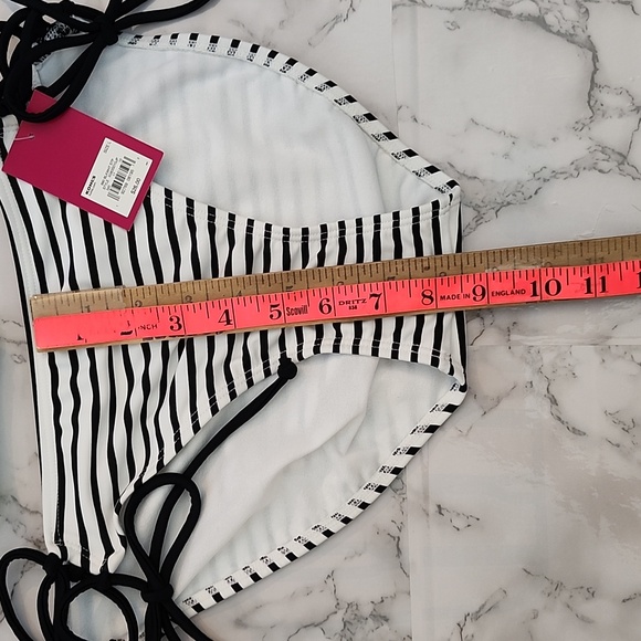NWT Set of Bikini Bottoms size Large - Picture 9 of 16